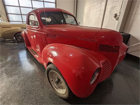 Lot 54 - 1939 Dodge 2 Door Coupe