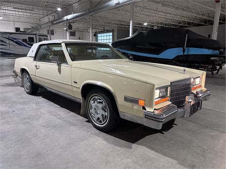Lot 25 - 1984 Cadillac Eldorado Roadster